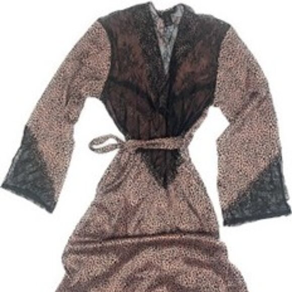 Victoria’s Secret Leopard luxe Satin Lace Chantilly Robe + Cami Set size XS/S - Picture 15 of 16